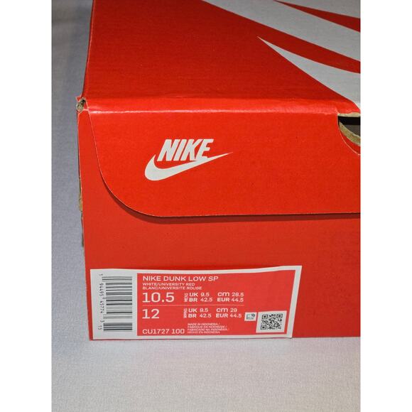 Nike Dunk Low SP "St. John's" Sneakers New Mens Size 10.5 White Red CU1727-100 - Picture 8 of 8